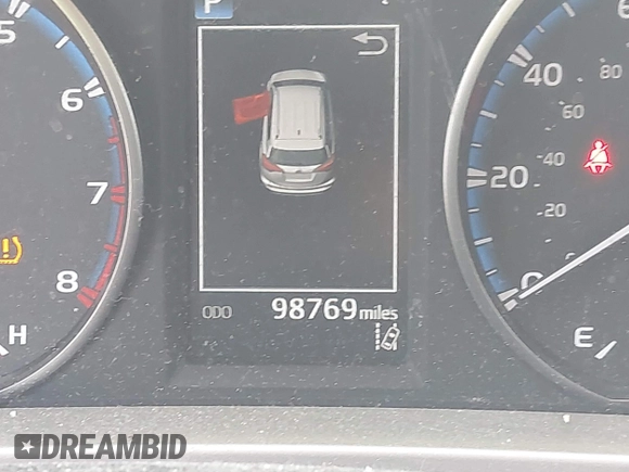 2017 Toyota RAV4 LE с VIN JTMBFREV2HJ701869, выставлен на аукционе IAAI как лот 42422409 с пробегом 98 769 миль миль и . История ставок и продаж доступна на DreamBid. Изображение 15.