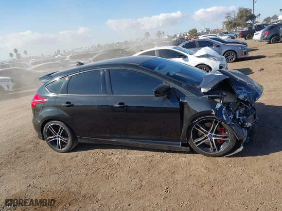 2015 Ford Focus ST with VIN 1FADP3L96FL221639, listed as a IAAI auction lot 41342369 with 110,267 mi miles. Bid and sale history available at carsss.com. Image 13.