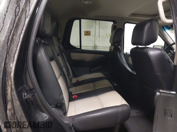 2007 Ford Explorer Sport Trac Limited с VIN 1FMEU53837UB63197, выставлен на аукционе IAAI как лот 41353758 с пробегом Не указан миль и . История ставок и продаж доступна на DreamBid. Изображение 8.