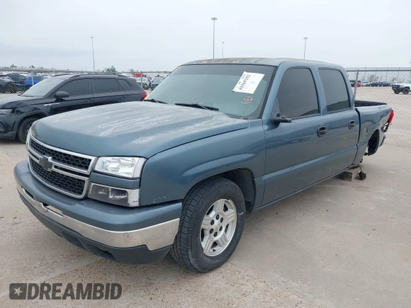 2006 Chevrolet Silverado 1500 LT1 with VIN 2GCEK13Z961322732, listed as a IAAI auction lot 41569252 with 306,896 mi miles. Bid and sale history available at carsss.com. Image 2.