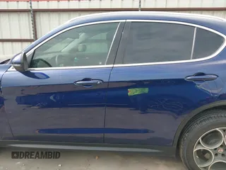 2019 Alfa Romeo Stelvio z VIN ZASPAKAN0K7C44623, wystawiony jako IAAI lot #42062414 z przebiegiem 68 722 mil mil oraz . Historia ofert i sprzedaży dostępna na DreamBid. Obrazek 14.