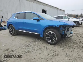 2024 Chevrolet Equinox EV LT z VIN 3GN7DLRP1RS261817, wystawiony jako Copart lot #52072675 z przebiegiem 3 218 mil mil oraz Szkoda całkowita • Salvage title. Historia ofert i sprzedaży dostępna na DreamBid. Obrazek 4.