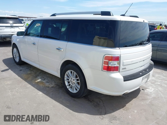 2015 Ford Flex SEL with VIN 2FMHK6C85FBA09233, listed as a IAAI auction lot 42142972 with 221,909 mi miles. Bid and sale history available at carsss.com. Image 3.