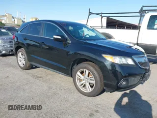 2015 Acura RDX z VIN 5J8TB3H38FL000506, wystawiony jako IAAI lot #42452545 z przebiegiem 105 478 mil mil oraz . Historia ofert i sprzedaży dostępna na DreamBid. Obrazek 1.