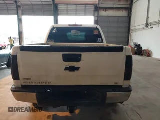 2011 Chevrolet Silverado 1500 LT with VIN 3GCPKSE34BG310982, listed as a IAAI auction lot 41053374 with 278,024 mi miles. Bid and sale history available at carsss.com. Image 16.