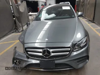 2017 Mercedes-Benz E-Class E 300 Luxury with VIN WDDZF4JB1HA085505, listed as a IAAI auction lot 41691166 with 1 mi miles. Bid and sale history available at carsss.com. Image 12.