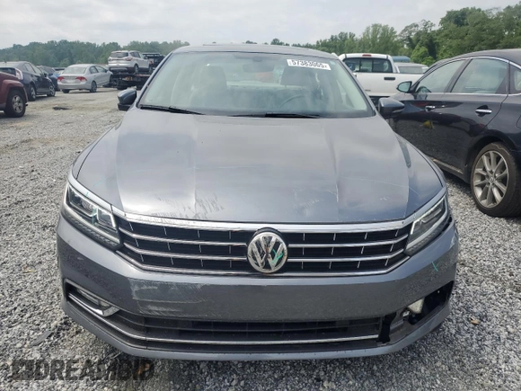 2017 Volkswagen Passat SE with VIN 1VWGT7A35HC002325, listed as a Copart auction lot 57383065 with 39,016 mi miles and Salvage title. Bid and sale history available at DreamBid. Image 5.