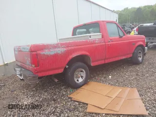 1993 Ford F-150 with VIN 1FTDF15Y3PNB32641, listed as a IAAI auction lot 41980527 with 244,747 mi miles. Bid and sale history available at carsss.com. Image 4.
