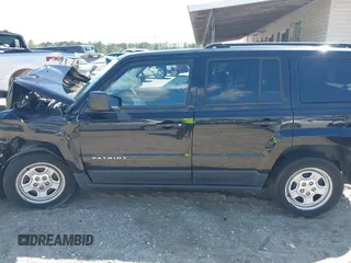 2016 Jeep Patriot Sport with VIN 1C4NJPBA5GD670258, listed as a IAAI auction lot 41979791 with 129,284 mi miles and . Bid and sale history available at carsss.com. Image 14.