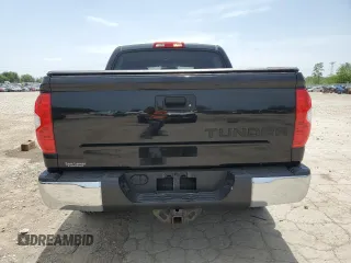 2018 Toyota Tundra SR5 z VIN 5TFDW5F18JX723486, wystawiony jako Copart lot #56826305 z przebiegiem 96 870 mil mil oraz Szkoda całkowita • Salvage title. Historia ofert i sprzedaży dostępna na DreamBid. Obrazek 6.