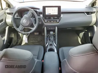 2023 Toyota Corolla Cross XLE with VIN 7MUDAAAG2PV072301, listed as a Copart auction lot 61547155 with 25,017 mi miles and Salvage title. Bid and sale history available at DreamBid. Image 8.