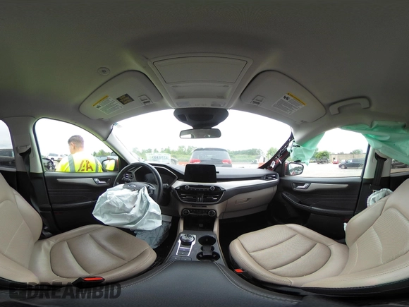 2021 Ford Escape SEL z VIN 1FMCU9H61MUA64735, wystawiony jako IAAI lot #42511030 z przebiegiem 85 707 mil mil oraz . Historia ofert i sprzedaży dostępna na DreamBid. Obrazek 19.