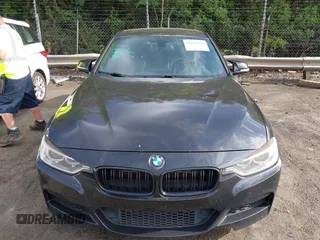 2014 BMW 3 Series 335i z VIN WBA3A9C55EF478907, wystawiony jako IAAI lot #42171256 z przebiegiem 107 119 mil mil oraz . Historia ofert i sprzedaży dostępna na DreamBid. Obrazek 12.