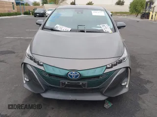 2017 Toyota Prius Plus with VIN JTDKARFP6H3058607, listed as a IAAI auction lot 42074537 with 181,991 mi miles and . Bid and sale history available at DreamBid. Image 13.