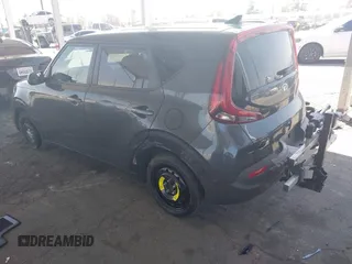 2020 Kia Soul S with VIN KNDJ23AU2L7715620, listed as a IAAI auction lot 41991928 with 93,601 mi miles and . Bid and sale history available at DreamBid. Image 3.