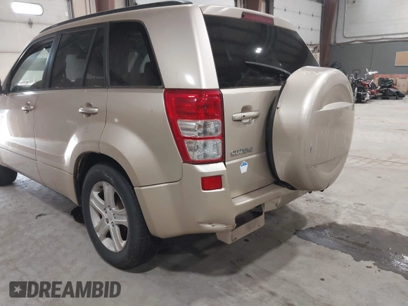 2006 Suzuki Grand Vitara Luxury with VIN JS3TD947464102420, listed as a IAAI auction lot 42453730 with 135,370 mi miles and . Bid and sale history available at DreamBid. Image 6.