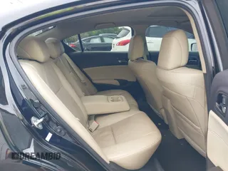 2013 Acura ILX Tech Pkg with VIN 19VDE1F72DE013609, listed as a IAAI auction lot 41984514 with 124,157 mi miles. Bid and sale history available at carsss.com. Image 8.