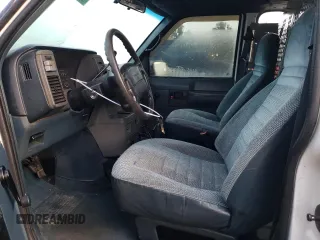 1994 Chevrolet Astro Cargo with VIN 1GCDM19Z6RB192362, listed as a Copart auction lot 75570064 with 261,847 mi miles and Salvage Title. Bid and sale history available at carsss.com. Image 7.