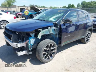 2018 Jeep Compass Limited z VIN 3C4NJDCB8JT147811, wystawiony jako IAAI lot #42600489 z przebiegiem 101 783 mil mil oraz . Historia ofert i sprzedaży dostępna na DreamBid. Obrazek 18.