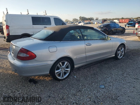 2007 Mercedes-Benz CLK 350 with VIN WDBTK56F67F226727, listed as a Copart auction lot 83053944 with 92,829 mi miles and Non Repairable. Bid and sale history available at DreamBid. Image 3.