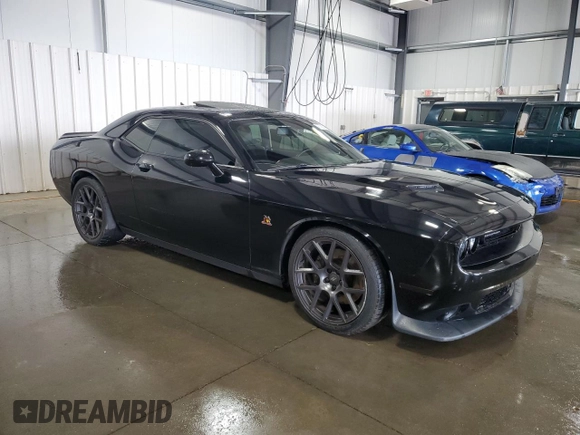 2017 Dodge Challenger z VIN DPSMN181395, wystawiony jako Copart lot #70791394 z przebiegiem 87 104 mil mil oraz Szkoda całkowita • Salvage title. Historia ofert i sprzedaży dostępna na DreamBid. Obrazek 4.