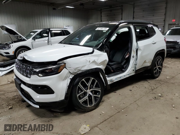 2024 Jeep Compass Limited with VIN 3C4NJDCN8RT113812, listed as a Copart auction lot 52194735 with 19,008 mi miles and Salvage Title. Bid and sale history available at carsss.com. Image 1.