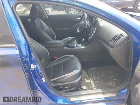 2013 Kia Optima SX with VIN 5XXGR4A68DG122057, listed as a IAAI auction lot 42421160 with 219,965 mi miles and . Bid and sale history available at DreamBid. Image 5.