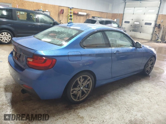 2015 BMW 2 Series M235i xDrive with VIN WBA1J9C59FV371308, listed as a Copart auction lot 77836744 with 89,334 mi miles and Clean Title. Bid and sale history available at carsss.com. Image 3.