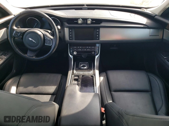 2018 Jaguar XF с VIN SAJBJ4FNXJCY56259, выставлен на аукционе Copart как лот 61969825 с пробегом 129 273 миль миль и Чистый • Clean title. История ставок и продаж доступна на DreamBid. Изображение 8.