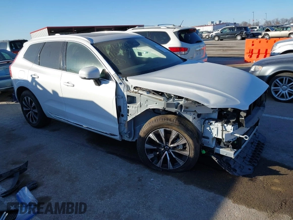 2023 Volvo XC60 Plus Bright Theme with VIN YV4L12DE9P1357707, listed as a IAAI auction lot 41413921 with 14,888 mi miles. Bid and sale history available at carsss.com. Image 1.