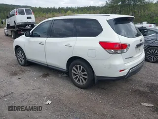 2014 Nissan Pathfinder Platinum with VIN 5N1AR2MN2EC676530, listed as a IAAI auction lot 41934585 with 200,109 mi miles. Bid and sale history available at carsss.com. Image 3.