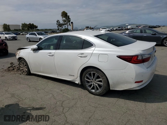 2016 Lexus ES 300h с VIN JTHBW1GG2G2116393, выставлен на аукционе Copart как лот 53343615 с пробегом 204 918 миль миль и Списание • Salvage title. История ставок и продаж доступна на DreamBid. Изображение 2.