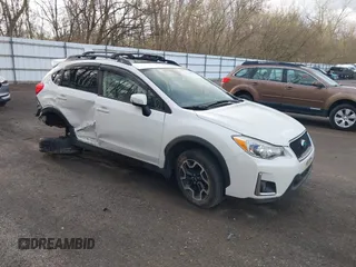 2017 Subaru Crosstrek Limited z VIN JF2GPANC0H8213371, wystawiony jako IAAI lot #42080331 z przebiegiem 102 040 mil mil oraz . Historia ofert i sprzedaży dostępna na DreamBid. Obrazek 1.