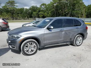 2017 BMW X5 sDrive35i with VIN 5UXKR2C35H0U24218, listed as a Copart auction lot 53811205 with 152,304 mi miles and Salvage Title. Bid and sale history available at carsss.com. Image 1.