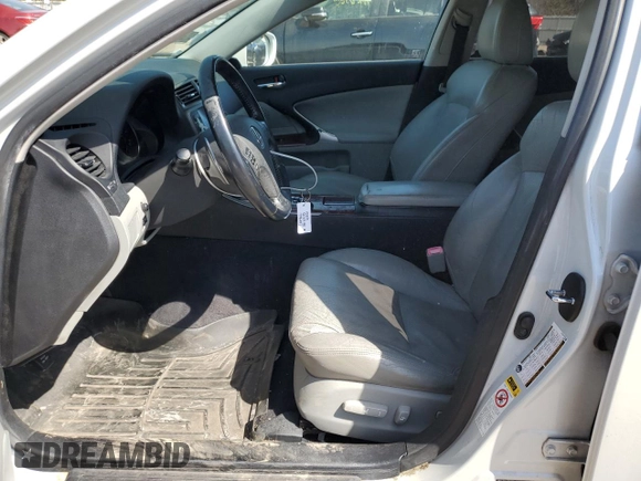 2006 Lexus IS 250 z VIN JTHCK262665007122, wystawiony jako Copart lot #53168355 z przebiegiem 177 680 mil mil oraz Szkoda całkowita • Salvage title. Historia ofert i sprzedaży dostępna na DreamBid. Obrazek 7.
