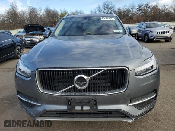 2019 Volvo XC90 Momentum with VIN YV4A22PK6K1484218, listed as a Copart auction lot 85004154 with 40,395 mi miles and Salvage Title. Bid and sale history available at carsss.com. Image 5.