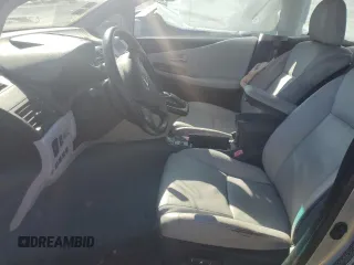 2010 Lexus HS 250h z VIN JTHBB1BA1A2000690, wystawiony jako Copart lot #43568445 z przebiegiem Nie podano mil oraz Szkoda całkowita • Salvage title. Historia ofert i sprzedaży dostępna na DreamBid. Obrazek 7.