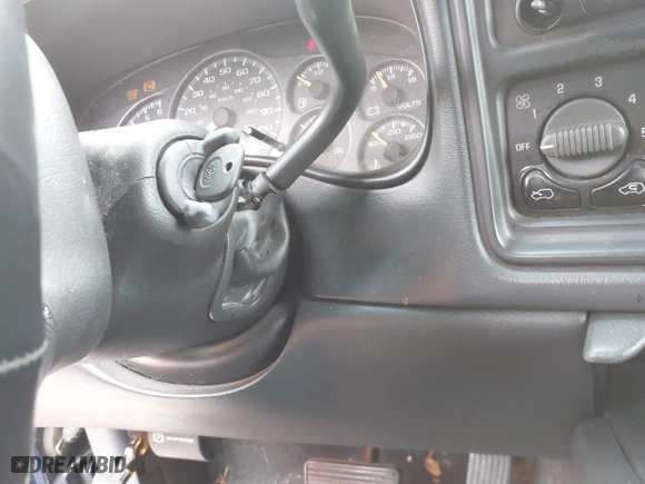 2001 Chevrolet Silverado 1500 LT with VIN 2GCEC19T711274379, listed as a IAAI auction lot 41479347 with 254,714 mi miles. Bid and sale history available at carsss.com. Image 11.