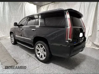 2018 Cadillac Escalade Luxury z VIN 1GYS4BKJ6JR263776, wystawiony jako Copart lot #60558995 z przebiegiem 106 061 mil mil oraz Czysty tytuł • Clean title. Historia ofert i sprzedaży dostępna na DreamBid. Obrazek 3.