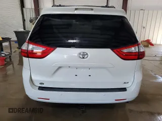 2017 Toyota Sienna XLE Auto Access Seat с VIN 5TDYZ3DC2HS790649, выставлен на аукционе Copart как лот 63424735 с пробегом 193 379 миль миль и Списание • Salvage title. История ставок и продаж доступна на DreamBid. Изображение 6.