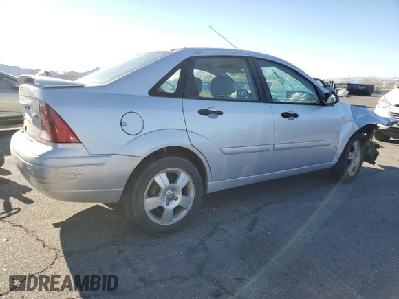 2003 Ford Focus ZTS with VIN 1FAHP38333W146804, listed as a Copart auction lot 88535145 with 142,397 mi miles and Salvage Title. Bid and sale history available at carsss.com. Image 3.