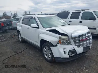 2013 GMC Terrain SLT with VIN 2GKFLVE33D6400279, listed as a IAAI auction lot 41667396 with 95,867 mi miles. Bid and sale history available at carsss.com. Image 1.