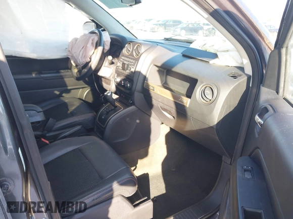 2016 Jeep Compass Sport с VIN 1C4NJDBB7GD809930, выставлен на аукционе IAAI как лот 41315915 с пробегом 45 270 миль миль и . История ставок и продаж доступна на DreamBid. Изображение 5.