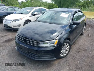2015 Volkswagen Jetta SE with VIN 3VWD17AJ4FM238189, listed as a IAAI auction lot 42631257 with 92,561 mi miles and . Bid and sale history available at DreamBid. Image 2.