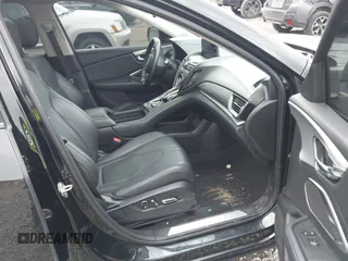 2019 Acura RDX with VIN 5J8TC2H38KW037511, listed as a IAAI auction lot 42043170 with 89,225 mi miles. Bid and sale history available at carsss.com. Image 5.