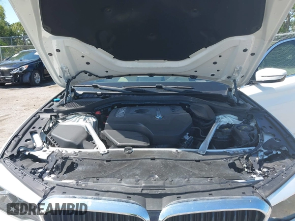 2019 BMW 5 Series 530i with VIN WBAJA5C5XKWW33575, listed as a IAAI auction lot 42217081 with 55,379 mi miles and . Bid and sale history available at DreamBid. Image 10.