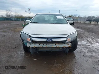 2011 Ford Fusion SE with VIN 3FAHP0HGXBR171931, listed as a IAAI auction lot 41891621 with 183,766 mi miles. Bid and sale history available at carsss.com. Image 6.