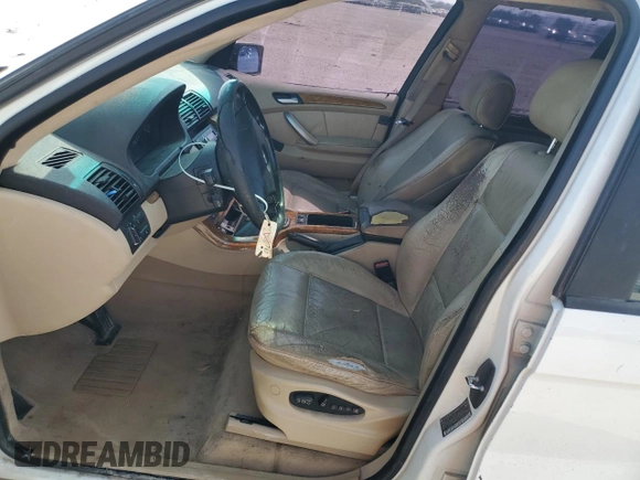 2001 BMW X5 3.0i with VIN WBAFA53511LM78470, listed as a Copart auction lot 44696085 with 275,318 mi miles and Salvage Title. Bid and sale history available at carsss.com. Image 7.