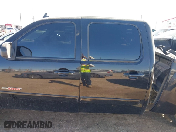 2008 Chevrolet Silverado 1500 LTZ with VIN 2GCEK13Y081241547, listed as a IAAI auction lot 41724991 with 224,143 mi miles. Bid and sale history available at carsss.com. Image 13.
