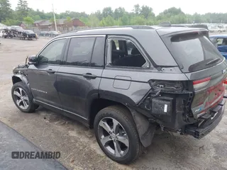 2023 Jeep Grand Cherokee z VIN 1C4RJYB69PC582211, wystawiony jako IAAI lot #40186115 z przebiegiem 3 119 mil mil oraz . Historia ofert i sprzedaży dostępna na DreamBid. Obrazek 15.